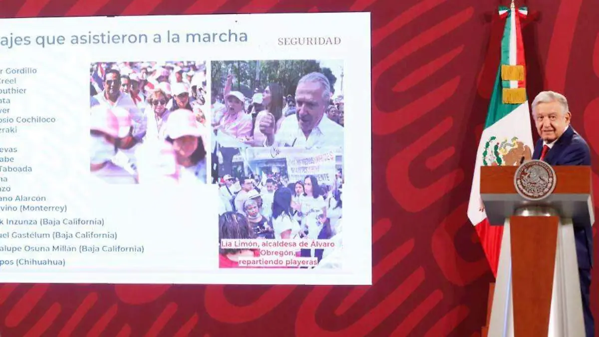 Andrés Manuel López Obrador, encabeza Conferencia matutina en el Palacio Nacional.Romina Solis (4)